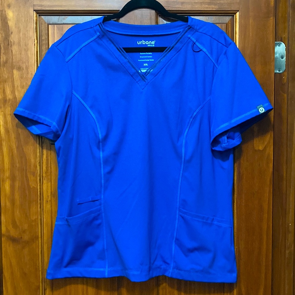 Urbane Impulse Women's 2-Pocket V-Neck Scrub Top in New Royal ~ Size XXL